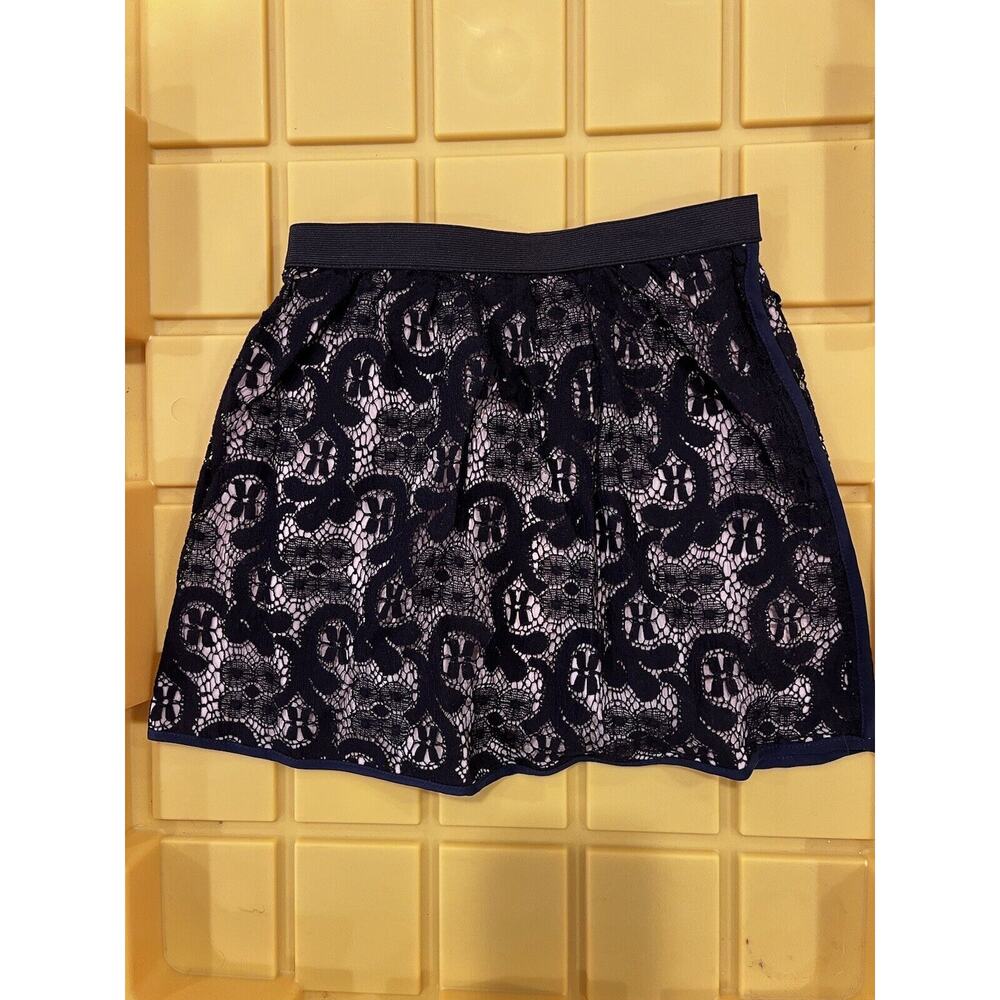 Phillip Kim Kid Black Lace Skirt Over Beige Silk Size 5
